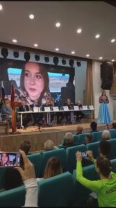 ПЕВИЦА НА КОНФЕРЕНЦИИ